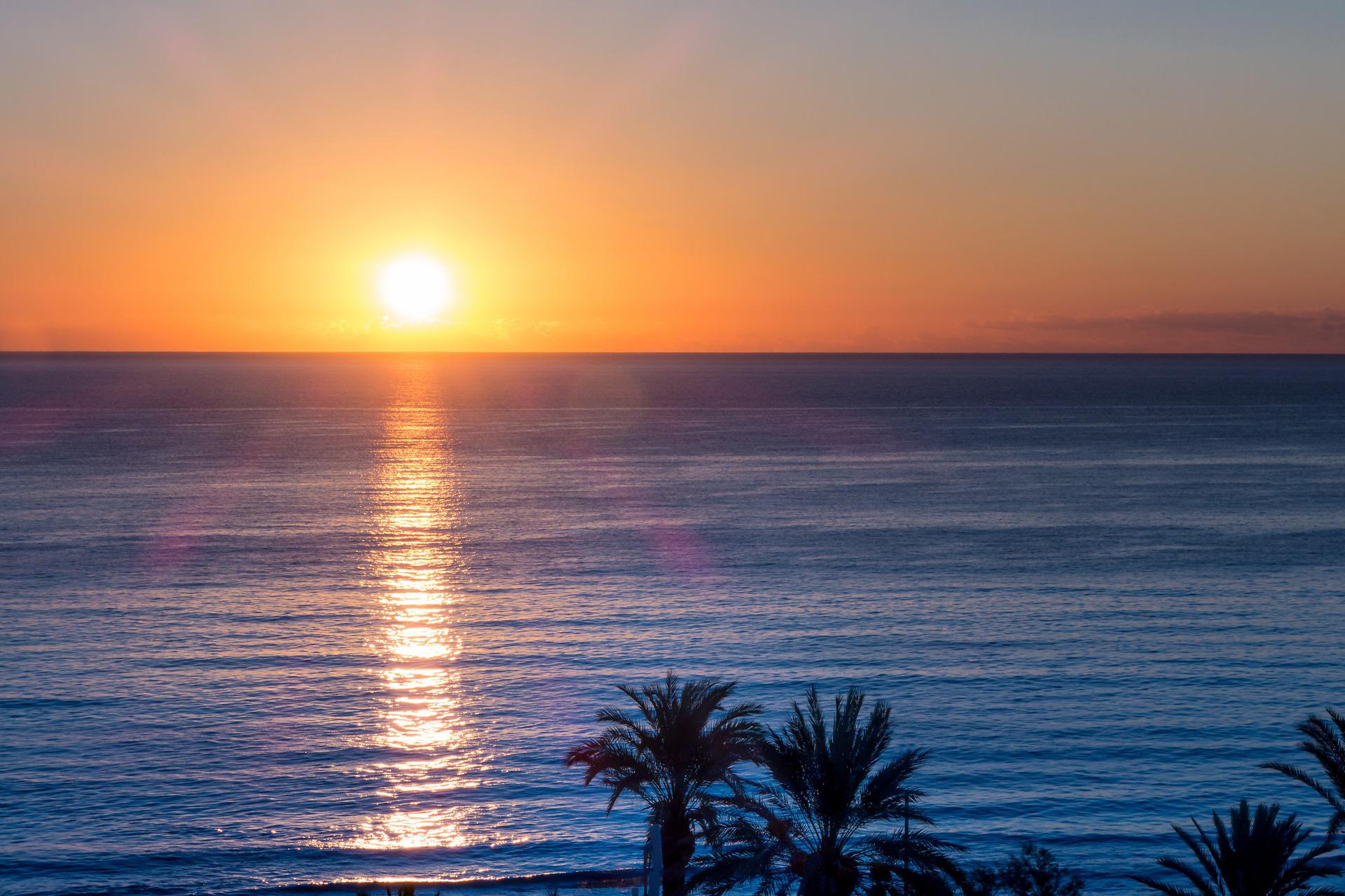 Romantic sunset views in Cancun